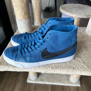 Nike SB Blazer Court Mid Premium